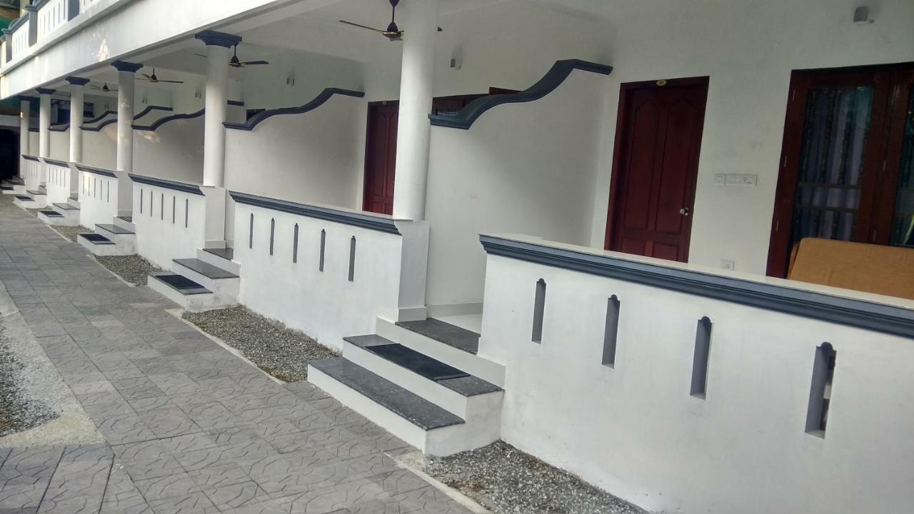 Hotel Neptune Kovalam Thiruvananthapuram Ngoại thất bức ảnh